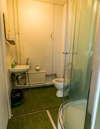 Мотели Minimotel Тохмаярви Двухместный номер с 2 отдельными кроватями и общей ванной комнатой-2